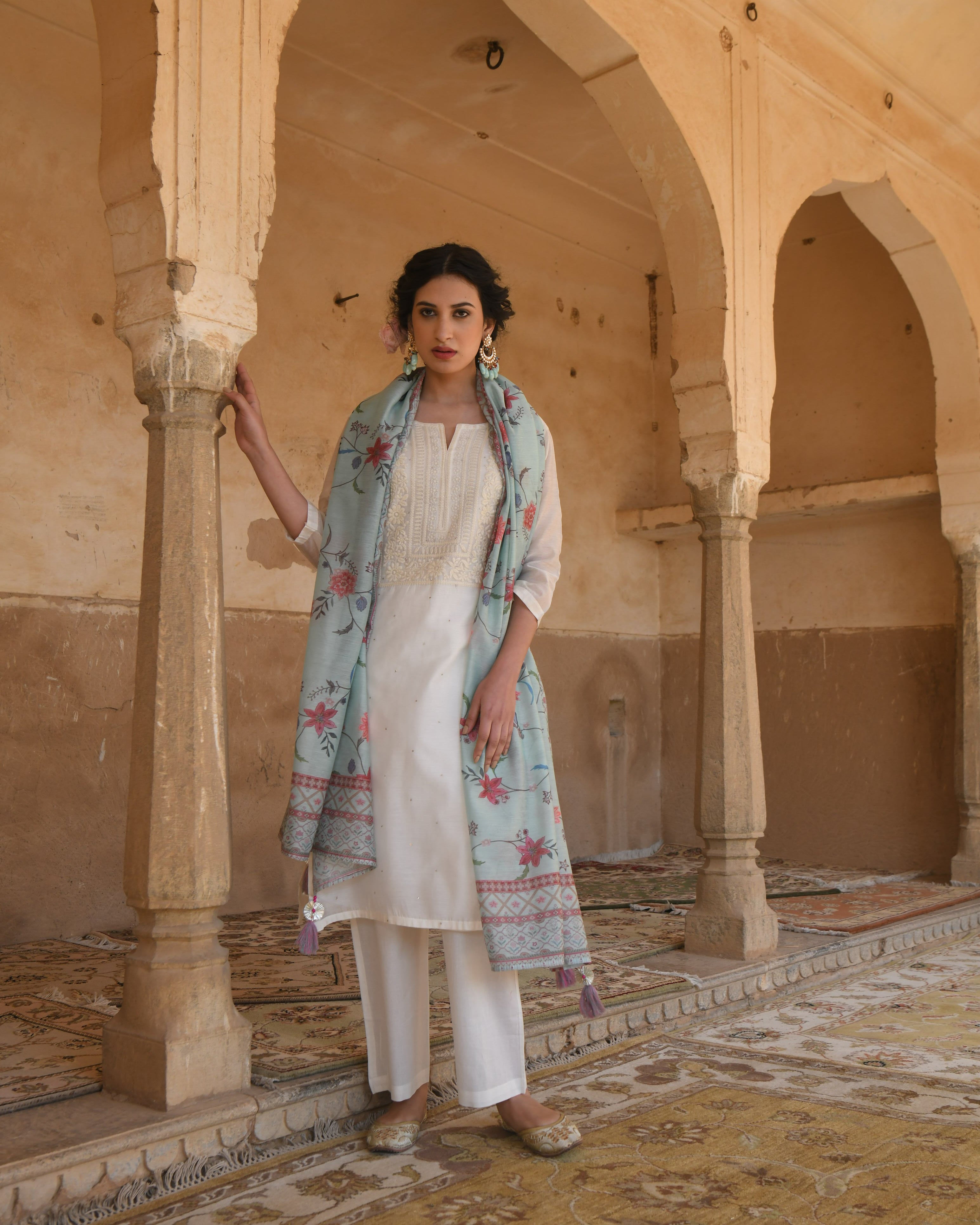 cotton Chikankari Kurti With Pant, 140 at Rs 599/piece in Jaipur | ID:  25001362991